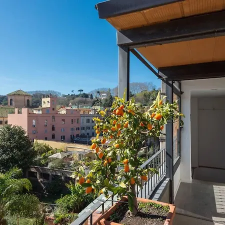 アパート Luxury Panoramic Penthouse Trastevere *