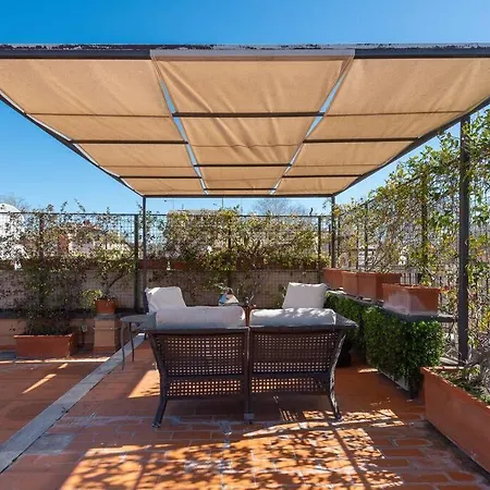 アパート Luxury Panoramic Penthouse Trastevere
