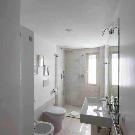 Luxury Panoramic Penthouse Trastevere アパート